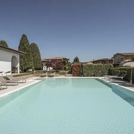 Bianca Aparthotel 2*
